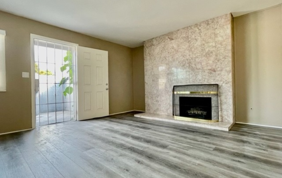 7722 Cypress, Huntington Beach, CA 92647, 2 Bedrooms Bedrooms, ,1 BathroomBathrooms,Apartment,For Rent,Cypress,1041