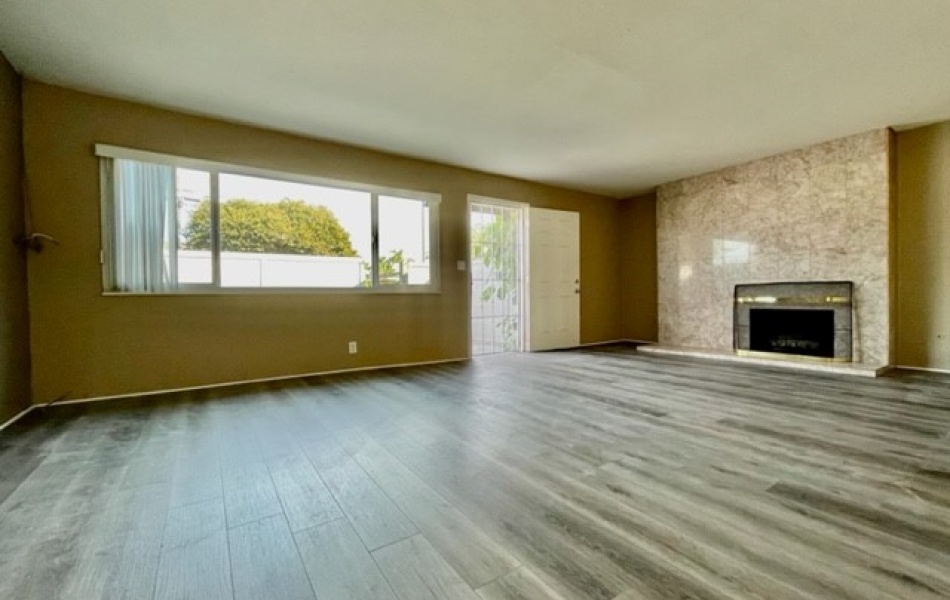 7722 Cypress, Huntington Beach, CA 92647, 2 Bedrooms Bedrooms, ,1 BathroomBathrooms,Apartment,For Rent,Cypress,1041