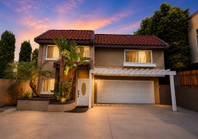 Costa Mesa, CA, 3 Bedrooms, 2.5 Bathrooms Townhouse,For Rent Costa Mesa, CA, 3 Bedrooms, 2.5 Bathrooms Townhouse,For Rent