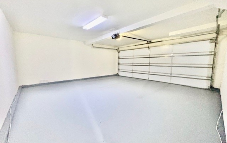 Costa Mesa, CA, 3 Bedrooms,  2.5 Bathrooms Townhouse,For Rent