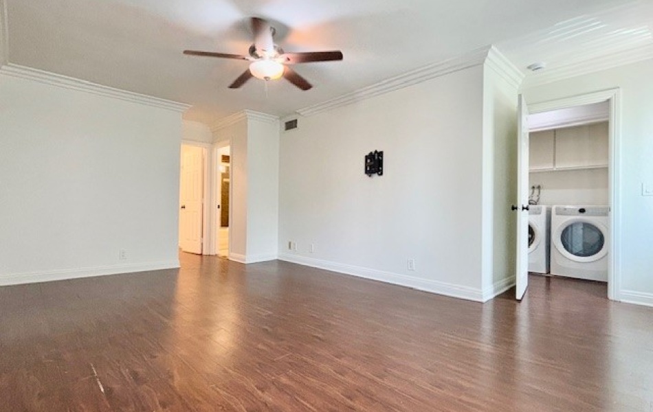 Costa Mesa, CA, 3 Bedrooms,  2.5 Bathrooms Townhouse,For Rent