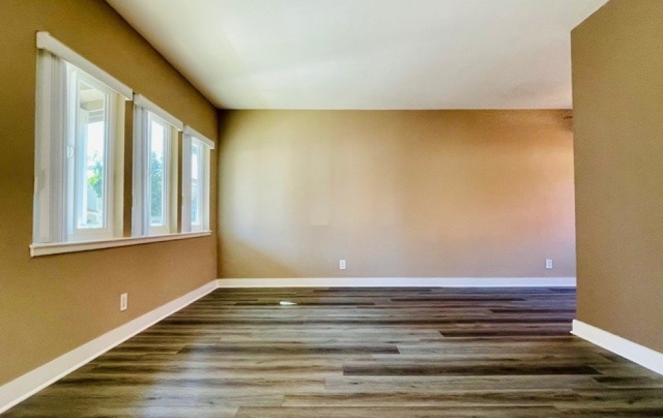 2536 Orange Ave, Costa Mesa, CA 92627, 2 Bedrooms Bedrooms, ,1 BathroomBathrooms,Apartment,For Rent,Orange Ave,1044