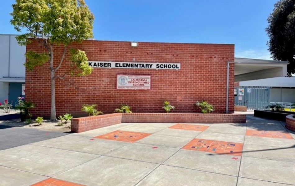 2536 Orange Ave, Costa Mesa, CA 92627, 2 Bedrooms Bedrooms, ,1 BathroomBathrooms,Apartment,For Rent,Orange Ave,1044