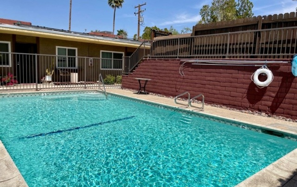 68460 Kings Road, Cathedral City, CA 92234, 2 Bedrooms Bedrooms, ,1 BathroomBathrooms,Apartment,For Rent,Kings Road,1046