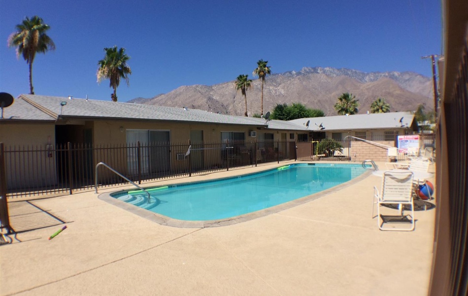 686 East Cottonwood, Palm Springs, CA 92262, ,1 BathroomBathrooms,Apartment,For Rent,East Cottonwood,1050