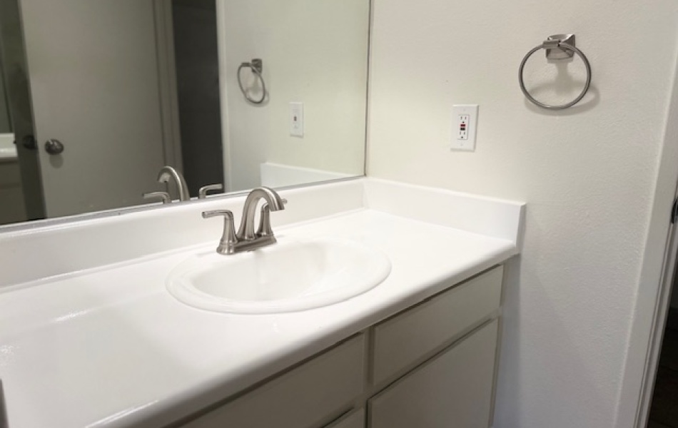 51080 Eisenhower, La Quinta, CA 92253, 2 Bedroom Bedrooms, 0 ,1.5 BathroomBathrooms,Townhouse,For Rent,Eisenhower,0,1056