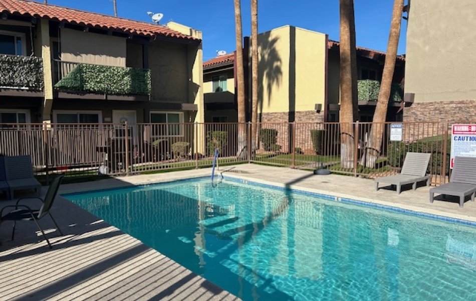 51080 Eisenhower, La Quinta, CA 92253, 2 Bedroom Bedrooms, 0 ,1.5 BathroomBathrooms,Townhouse,For Rent,Eisenhower,0,1056