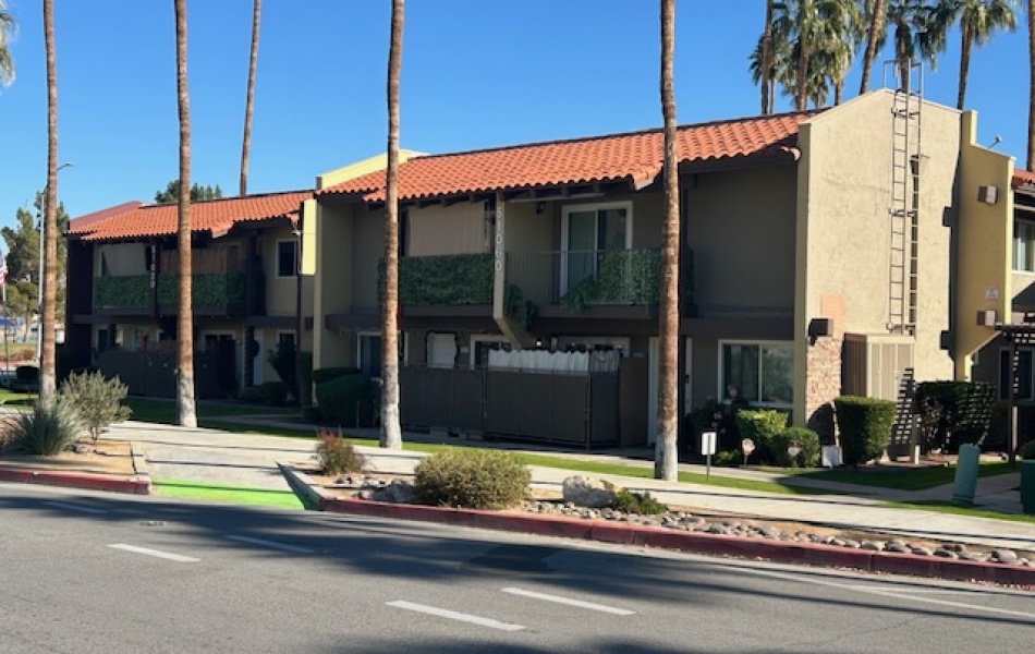 51080 Eisenhower, La Quinta, CA 92253, 2 Bedroom Bedrooms, 0 ,1.5 BathroomBathrooms,Townhouse,For Rent,Eisenhower,0,1056
