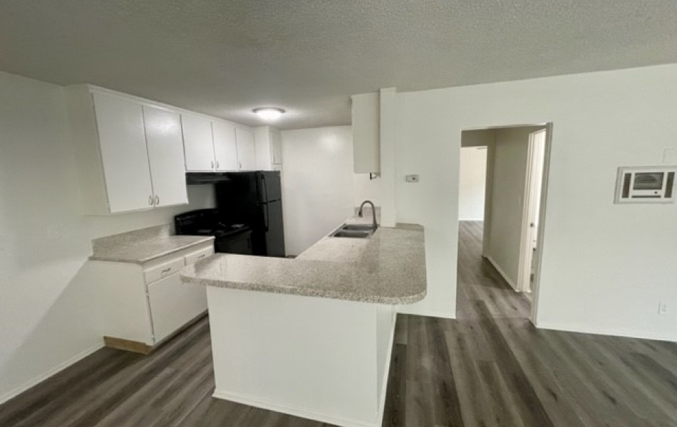 685 East Vista Chino, Palm Springs, CA 92262, 1 Bedroom Bedrooms, ,1 BathroomBathrooms,Apartment,For Rent,East Vista Chino,1058