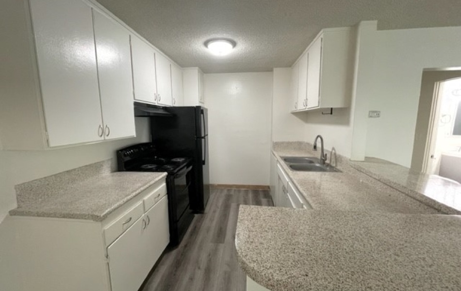 685 East Vista Chino, Palm Springs, CA 92262, 1 Bedroom Bedrooms, ,1 BathroomBathrooms,Apartment,For Rent,East Vista Chino,1058