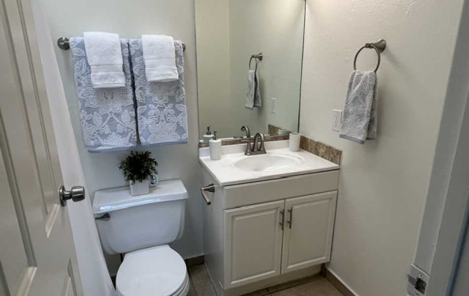 79700 Avenue 42, Bermuda Dunes, CA 92203, 2 Bedroom Bedrooms, 0 ,2 BathroomBathrooms,Apartment,For Rent,Avenue 42,0,1067