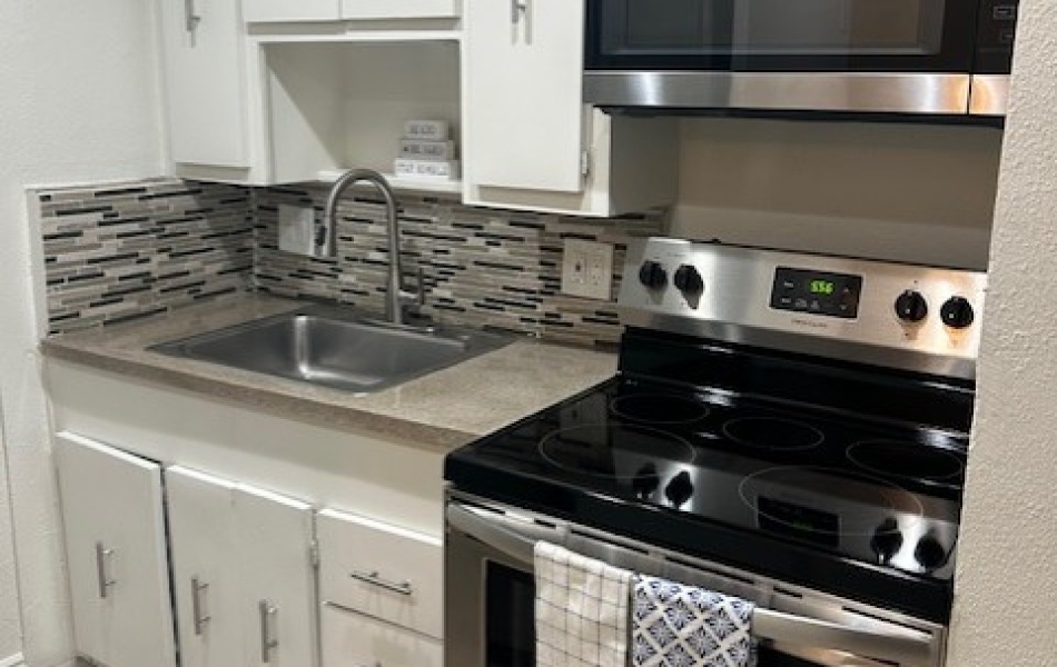 79380 Avenue 42, Bermuda Dunes, CA 92203, 3 Bedrooms Bedrooms, ,1 BathroomBathrooms,Apartment,For Rent,Avenue 42,1068