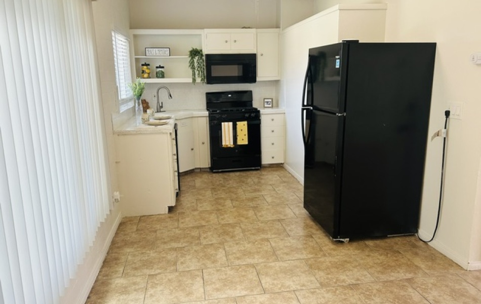 37112 Palo Verde, Cathedral City, CA 92234, 1 Bedroom Bedrooms, ,1 BathroomBathrooms,Apartment,For Rent,Palo Verde,1072