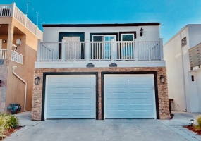 5015 River Avenue, Newport Beach, CA 92663, 4 Bedrooms Bedrooms, ,2.5 BathroomsBathrooms,Condominium,For Rent,River Avenue,1076
