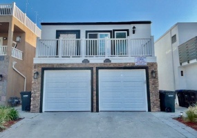 5015 River Avenue, Newport Beach, CA 92663, 4 Bedrooms Bedrooms, ,2.5 BathroomsBathrooms,Condominium,For Rent,River Avenue,1076