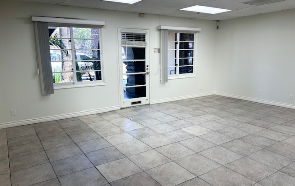3551 Camino Mira Costa, San Clemente, CA 92672, ,Office,For Rent,Camino Mira Costa,Camino Mira Costa,2,1090