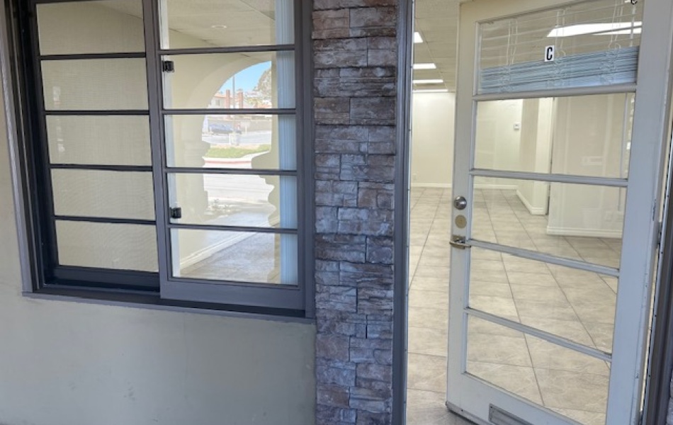 3551 Camino Mira Costa, San Clemente, CA 92672, ,Office,For Rent,Camino Mira Costa,Camino Mira Costa,2,1090