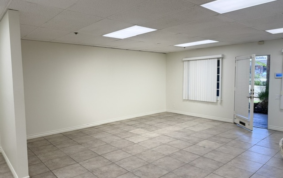 3551 Camino Mira Costa, San Clemente, CA 92672, ,Office,For Rent,Camino Mira Costa,Camino Mira Costa,2,1090