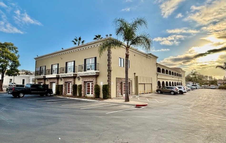 3551 Camino Mira Costa, San Clemente, CA 92672, ,Office,For Rent,Camino Mira Costa,Camino Mira Costa,2,1090